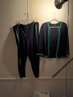 J. Jill Navy Pantsuit with Green Trim Women's Large 2 Piece